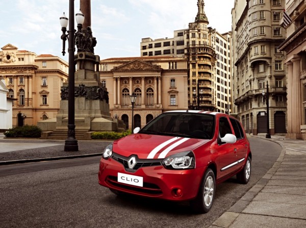 RENAULT CLIO